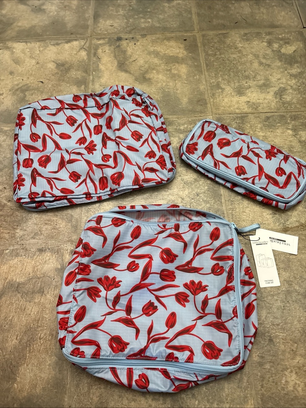 Vera Bradley Floating Tulips Essential Packing Cube Set of 3- Brand new! Travel!